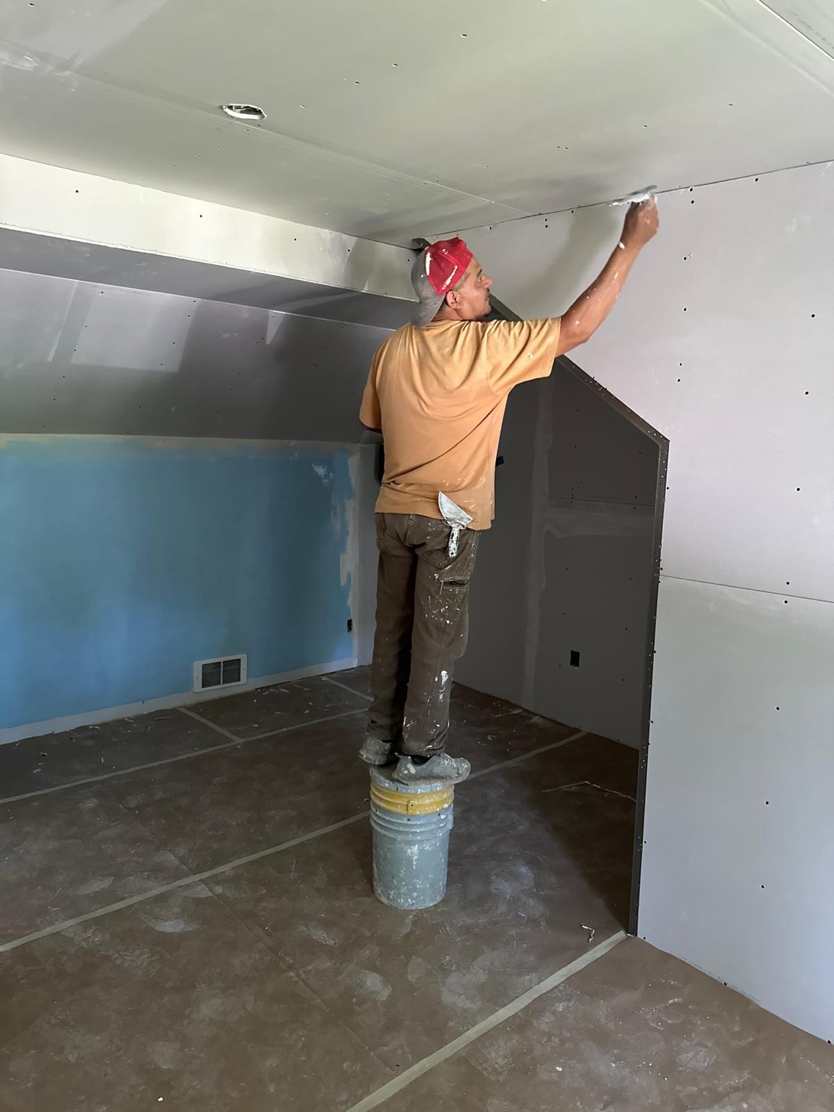 Drywall repair Image 5